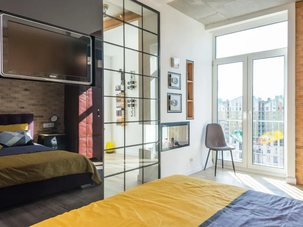 Bedroom with mirrors